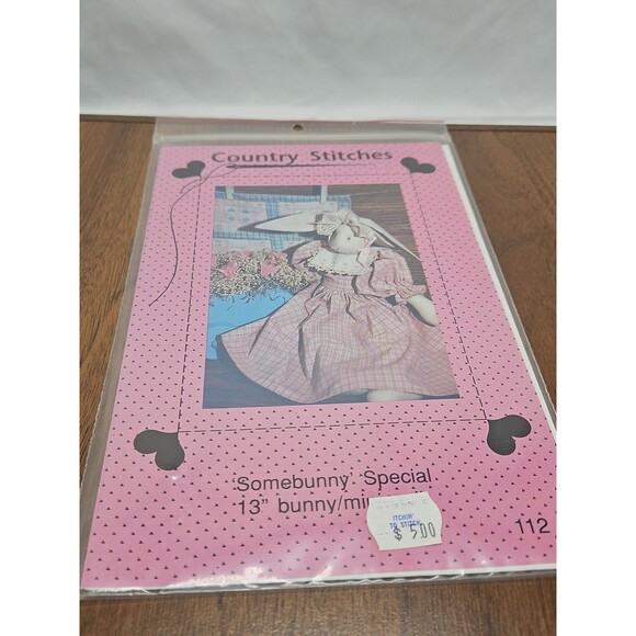 Somebunny Special 13" Bunny & Mini Quilt Sewing Pattern #112 Country Stitches - Picture 2 of 9